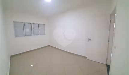 Casa com 3 quartos à venda na Rua Prefeito José de Souza Boigi, 74, Vila Lavínia, Mogi das Cruzes, 213 m2 por R$ 900.000