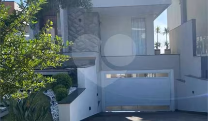 Casa em condomínio fechado com 4 quartos à venda na Rua Gregório de Matos, 1, Parque Residencial Itapeti, Mogi das Cruzes, 312 m2 por R$ 2.700.000