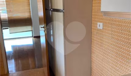 Apartamento com 3 quartos para alugar na Alameda Casa Branca, 299, Jardim Paulista, São Paulo, 223 m2 por R$ 11.000