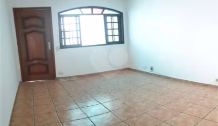 Casa com 3 quartos à venda na Rua Robert Barany, 18, Conjunto Residencial Vista Verde, São Paulo, 84 m2 por R$ 420.000