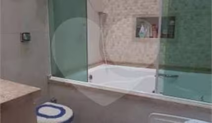 Casa com 3 quartos para alugar na Rua Coronel Joaquim de Freitas, 159, Sítio do Morro, São Paulo, 220 m2 por R$ 6.000