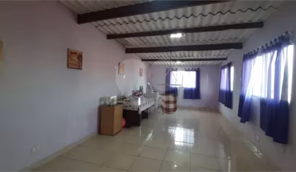 Casa com 4 quartos à venda na Rua Helena Maria da Silva, 209, Chácara Santana, São Paulo, 230 m2 por R$ 630.000