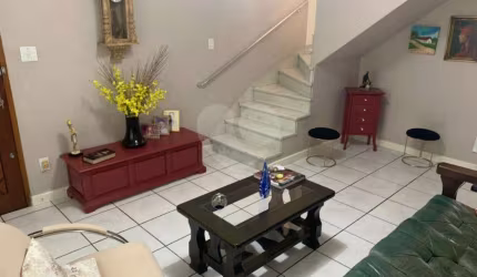 Casa com 3 quartos à venda na Rua Maria Oliano Gerassi, 200, Vila Moinho Velho, São Paulo, 127 m2 por R$ 640.000