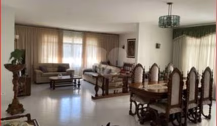 Casa com 4 quartos à venda na Rua Antônio Calandriello, 130, Vila Moinho Velho, São Paulo, 384 m2 por R$ 2.040.000