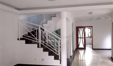 Casa em condomínio fechado com 4 quartos à venda na Avenida Presidente Getúlio Vargas, 114, Cidade Parquelandia, Mogi das Cruzes, 350 m2 por R$ 1.500.000
