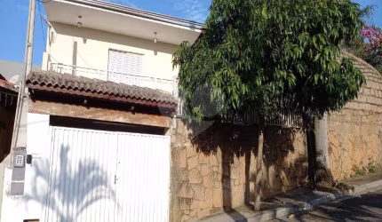 Casa com 4 quartos à venda na Avenida Nossa Senhora das Graças, 121, Centro, Vinhedo, 296 m2 por R$ 850.000