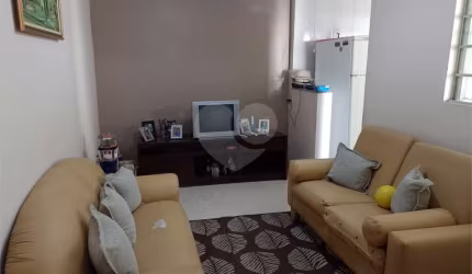 Casa com 2 quartos à venda na Rua Ademar de Azevedo Marques, 64, Vila Constança, São Paulo, 120 m2 por R$ 600.000