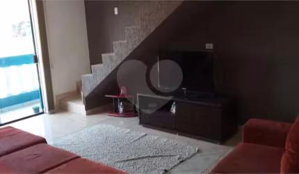 Casa com 4 quartos à venda na Estrada das Hortências, 245, Santa Maria, Osasco, 245 m2 por R$ 550.000