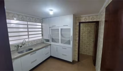 Casa com 2 quartos à venda na Rua Doutor Francisco Patti, 241, Vila São Francisco, São Paulo, 130 m2 por R$ 950.000