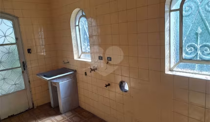 Casa com 3 quartos à venda na Rua Doutor Mário Vicente, 874, Vila Dom Pedro I, São Paulo, 300 m2 por R$ 1.070.000