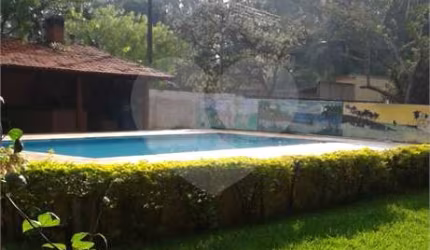 Chácara / sítio com 6 quartos à venda na Avenida Vicente Massucio Neto, 2, Loteamento Aracê de Santo Antonio II, São Carlos, 340 m2 por R$ 900.000