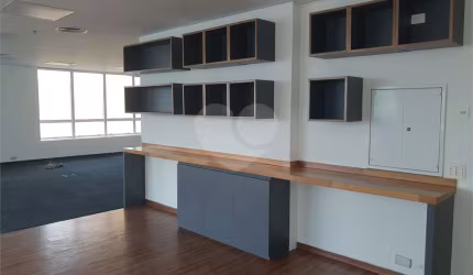 Sala comercial para alugar na Rua Quintana, 887, Cidade Monções, São Paulo, 96 m2 por R$ 8.200