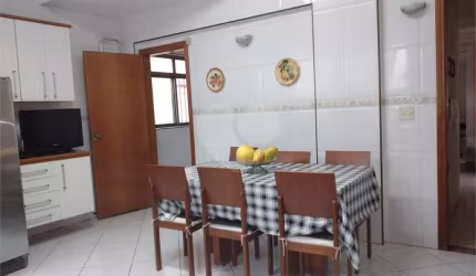 Casa com 4 quartos para alugar na Rua Augusto Paulino, 106, Campo Grande, Santos, 300 m2 por R$ 20.000