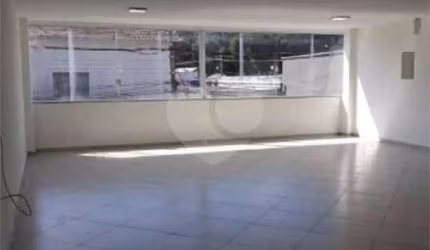 Prédio para alugar na Rua Martinho Polillo, 344, Vila Capitão Rabelo, Guarulhos, 550 m2 por R$ 10.000