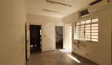 Casa com 2 quartos à venda na Rua Cunha Gago, 278, Pinheiros, São Paulo, 70 m2 por R$ 745.000