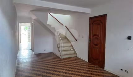 Casa com 3 quartos à venda na Rua Sebastião de Freitas, 566, Vila Constança, São Paulo, 153 m2 por R$ 745.000