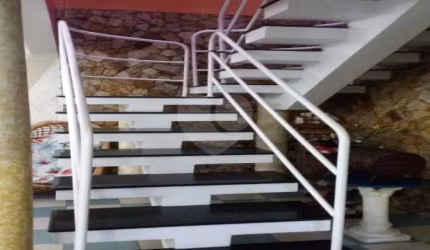 Casa com 4 quartos à venda na Rua Aliomar Baleeiro, 410, Alves Dias, São Bernardo do Campo, 341 m2 por R$ 950.000