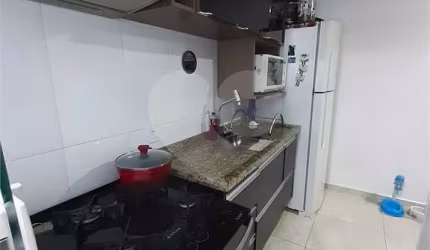 Apartamento com 2 quartos à venda na Rua São Serapião, 385, Vila Ré, São Paulo, 40 m2 por R$ 298.000