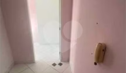 Sala comercial à venda na Rua Joaquim Manuel de Macedo, 101, Barra Funda, São Paulo, 34 m2 por R$ 192.000