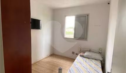 Apartamento com 3 quartos à venda na Avenida Professor Luiz Ignácio Anhaia Mello, 9200, Vila Divina Pastora, São Paulo, 64 m2 por R$ 350.000
