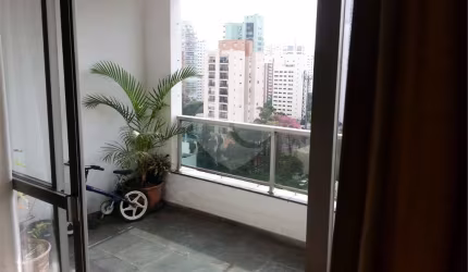 Apartamento com 4 quartos à venda na Avenida Jurema, 602, Indianópolis, São Paulo, 220 m2 por R$ 2.400.000
