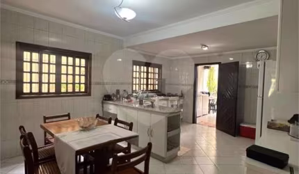 Casa com 3 quartos à venda na Rua Coronel Augusto Machado, 175, Jardim Maristela, São Paulo, 206 m2 por R$ 1.490.000