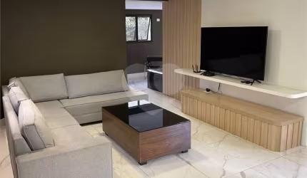 Apartamento com 4 quartos à venda na Rua Doutor Oscar Monteiro de Barros, 417, Vila Suzana, São Paulo, 495 m2 por R$ 2.700.000