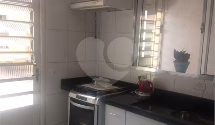 Casa com 3 quartos à venda na Rua Joaquim Leonardo da Rocha, 184, Jardim das Camélias (Zona Sul), São Paulo, 130 m2 por R$ 600.000