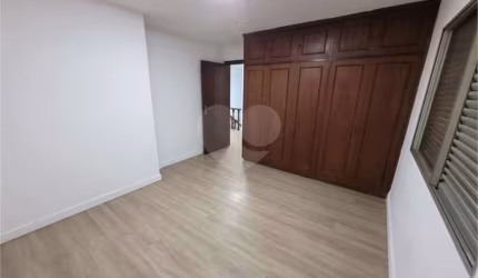 Casa com 4 quartos para alugar na Alameda dos Guaramomis, 333, Planalto Paulista, São Paulo, 240 m2 por R$ 17.000