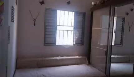 Casa com 3 quartos à venda na Rua Glauber Rocha, 321, Jardim Alzira, São Paulo, 250 m2 por R$ 800.000