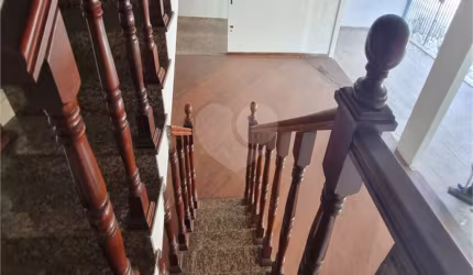 Casa com 3 quartos à venda na Rua Gilson Rocha Pitta, 50, Jardim Martinica, São Paulo, 250 m2 por R$ 1.100.000