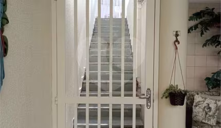 Casa com 4 quartos à venda na Rua Eduardo de Castro Júnior, 295, Alto Ipiranga, Mogi das Cruzes, 191 m2 por R$ 1.300.000