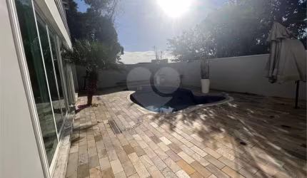 Casa em condomínio fechado com 1 quarto à venda na Estrada do Itapeti, 100, Parque Residencial Itapeti, Mogi das Cruzes, 416 m2 por R$ 2.332.000