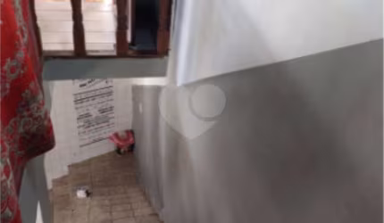 Casa com 3 quartos à venda na Rua Jerônimo Porto, 253, Vila Guedes, São Paulo, 185 m2 por R$ 630.000