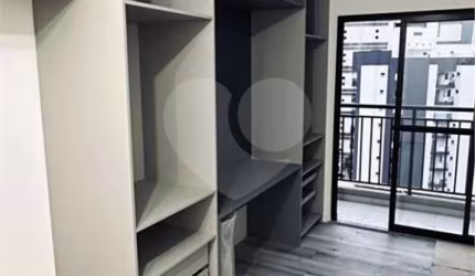 Apartamento com 1 quarto para alugar na Rua Doutor Penaforte Mendes, 69, Bela Vista, São Paulo, 28 m2 por R$ 2.599