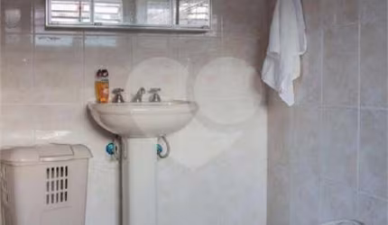 Casa com 3 quartos à venda na Rua Ignacita Grimberg, 83, Alto Ipiranga, Mogi das Cruzes, 377 m2 por R$ 1.300.000