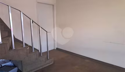 Casa com 3 quartos à venda na Rua Casimiro de Abreu, 209, Vila Congonhas, São Paulo, 120 m2 por R$ 600.000
