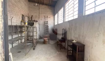 Barracão / Galpão / Depósito para alugar na Rua Vicente Fernandes Pinto, 35, Vila Água Funda, São Paulo, 250 m2 por R$ 7.000