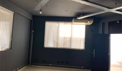 Prédio para alugar na Praça Doutor Sales Júnior, 9, Vila Madalena, São Paulo, 550 m2 por R$ 33.000