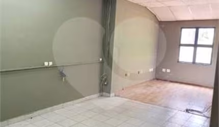 Barracão / Galpão / Depósito para alugar na Rua Vilela, 274, Tatuapé, São Paulo, 440 m2 por R$ 15.000