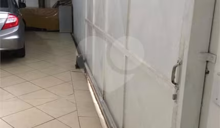 Casa com 3 quartos à venda na Rua Vilobaldo Barros de Macedo, 105, Jardim Ouro Preto, Taboão da Serra, 345 m2 por R$ 2.500.000