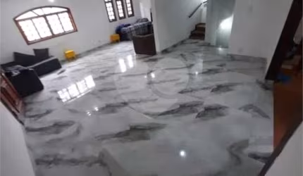 Casa com 3 quartos à venda na Rua Japão, 117, Parque das Nações, Santo André, 217 m2 por R$ 950.000