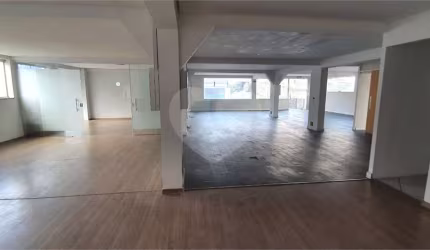 Prédio à venda na Rua Nirvana, 11, Vila Palmares, Santo André, 1042 m2 por R$ 4.500.000