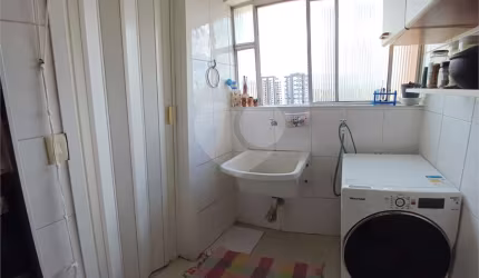 Apartamento com 2 quartos para alugar na Rua Maria do Carmo Sene, 87, Vila Paulicéia, São Paulo, 60 m2 por R$ 2.500