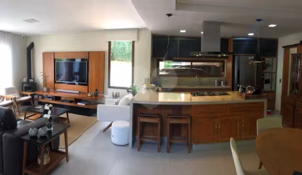 Casa em condomínio fechado com 3 quartos à venda na Estrada dos Pinheiros, 745, Chácara dos Junqueiras, Carapicuíba, 225 m2 por R$ 2.150.000