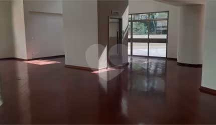 Apartamento com 4 quartos à venda na Rua Mangabeiras, 150, Santa Cecília, São Paulo, 306 m2 por R$ 2.200.000