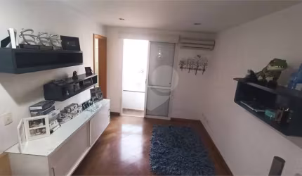 Apartamento com 3 quartos para alugar na Rua Monte Alegre, 1347, Perdizes, São Paulo, 230 m2 por R$ 16.000