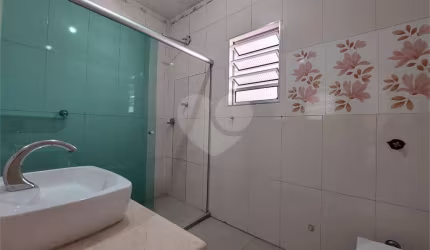 Casa com 3 quartos à venda na Rua Hungria, 51, Taboão, Diadema, 308 m2 por R$ 750.000