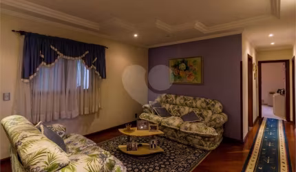 Casa com 5 quartos para alugar na Rua dos Sabiás, 101, Independência, São Bernardo do Campo, 155 m2 por R$ 25.000