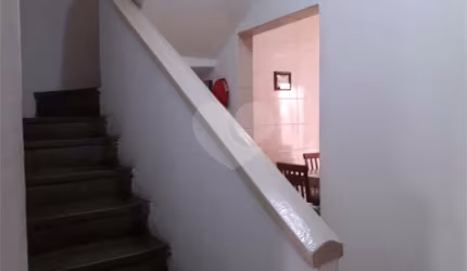 Casa com 3 quartos à venda na Avenida Fagundes de Oliveira, 250, Piraporinha, Diadema, 120 m2 por R$ 400.000